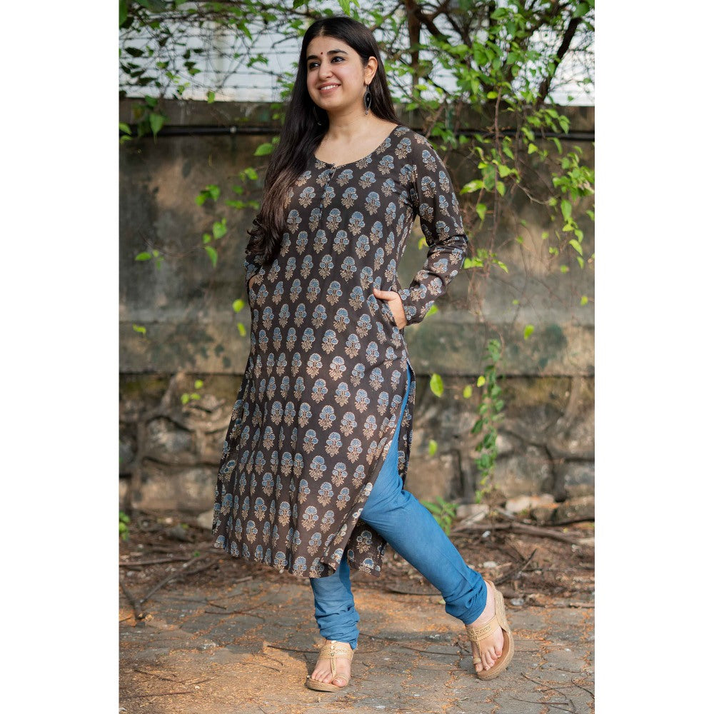 The Indian Ethnic Co. Mul Cotton Natural Dyed Indigo Churidar