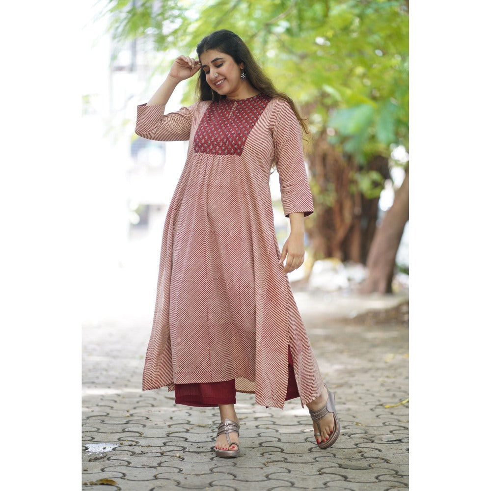 The Indian Ethnic Co. Nirvi Madder Bagru Off White Kurta