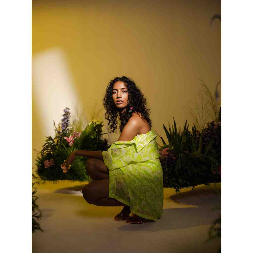 THE IASO Green Kioko Beach Shrug