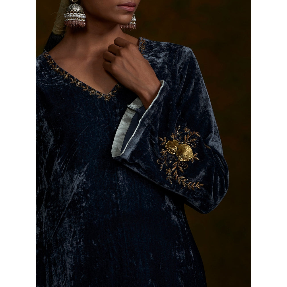 WeaverStory Navy Blue Velvet Tunic With Zardosi With Silver Tissue Pants (Set of 2)