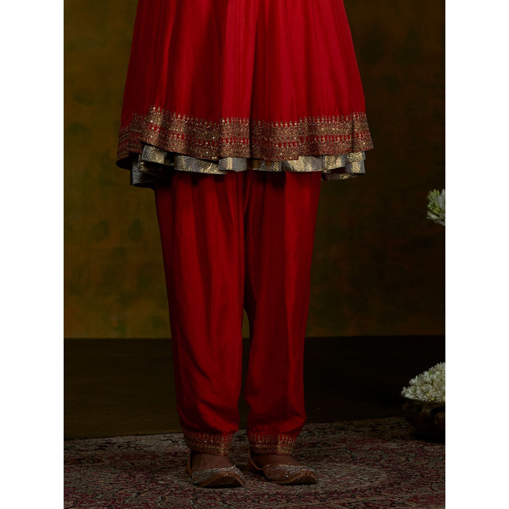 WeaverStory Red Short Gherdar And Salwar Set With Pink Embroidered Dupatta (Set of 3)