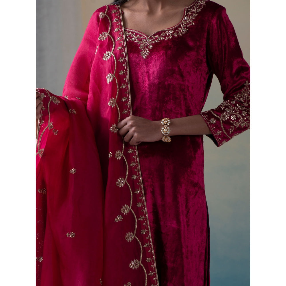 WeaverStory Maroon Pure Velvet Zardozi Kurta with Salwar and Organza Dupatta (Set of 3)