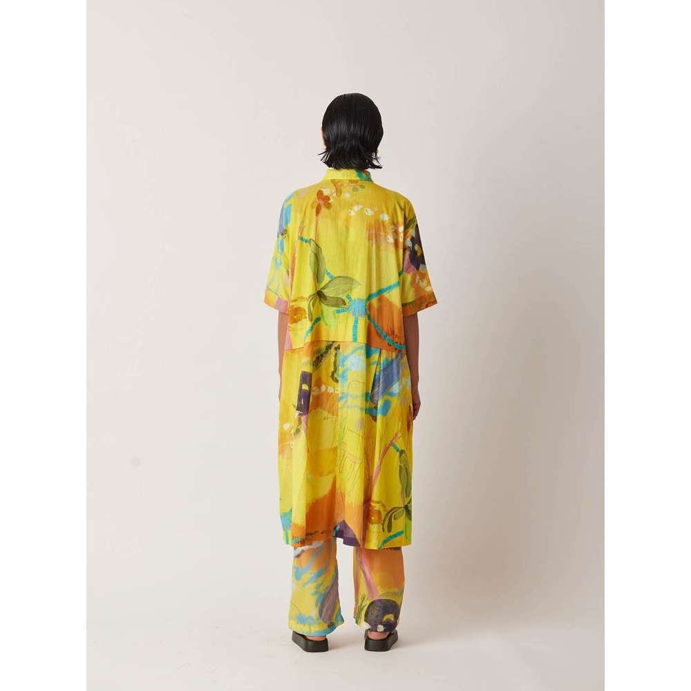 YAVI Women's Barbie Printed Yellow Kurta