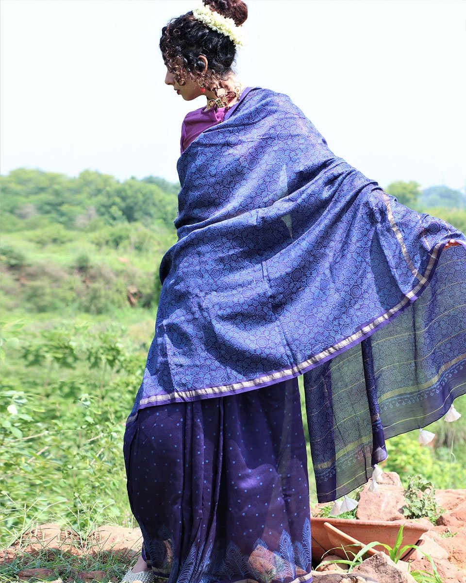 Chidiyaa Blue Linen Saree with Unstitched Blouse