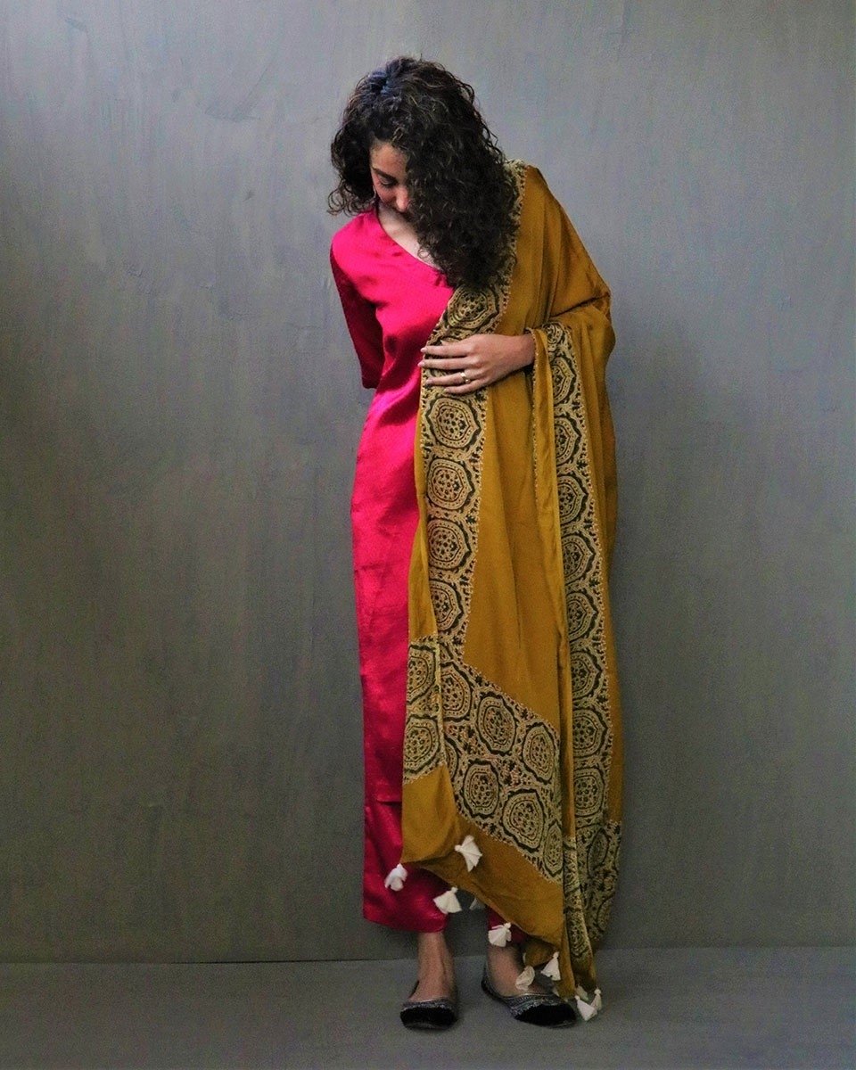 MUSTARD BLOCKPRINTED MODAL SILK DUPATTA