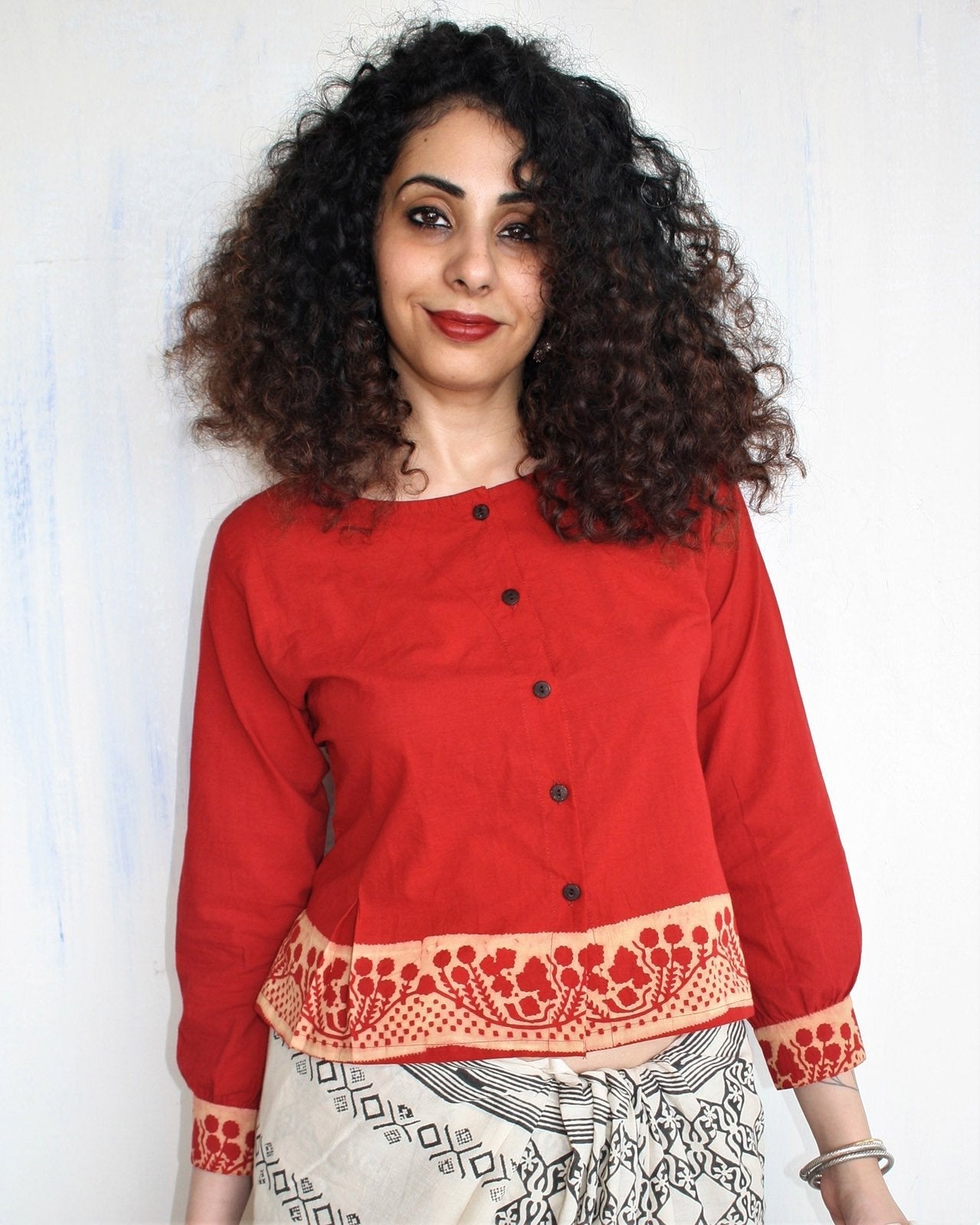 RED BLOCK PRINTED CROP TOP BLOUSE