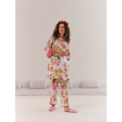 172 Threads Flower Blooming Co-Ord (Set of 2)