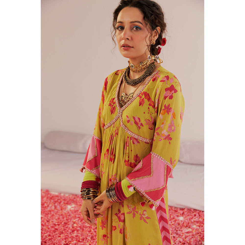 172 Threads Apple Green Kurta Pant & Dupatta (Set of 3)