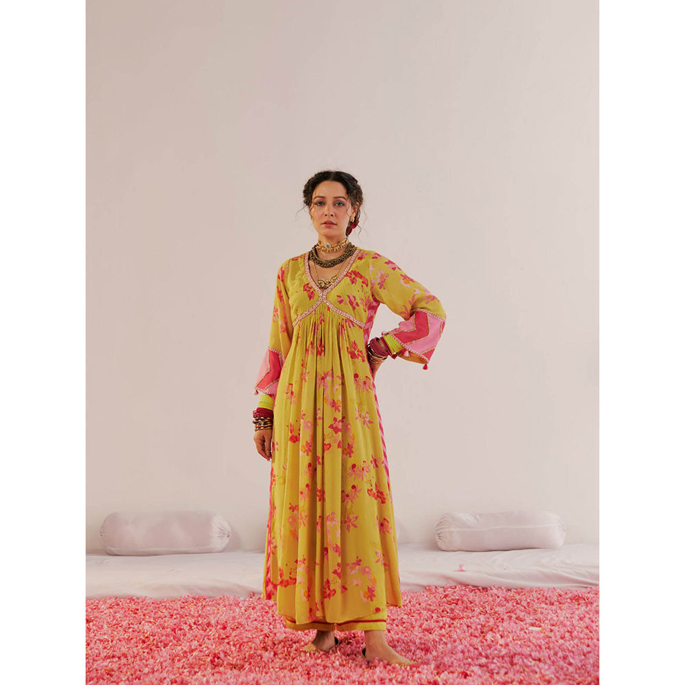 172 Threads Apple Green Kurta Pant & Dupatta (Set of 3)