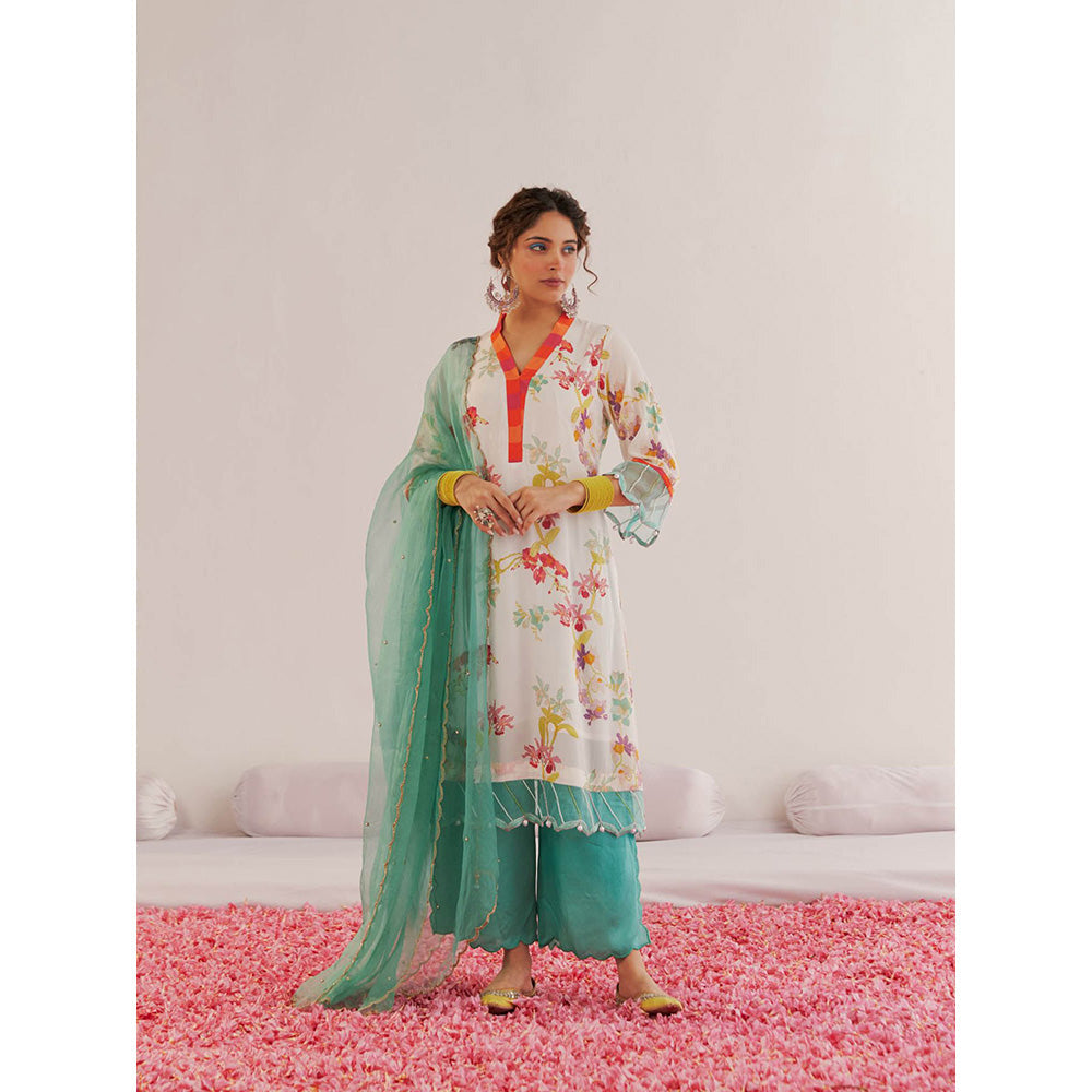 172 Threads White Garden Kurta Pant & Dupatta (Set of 3)