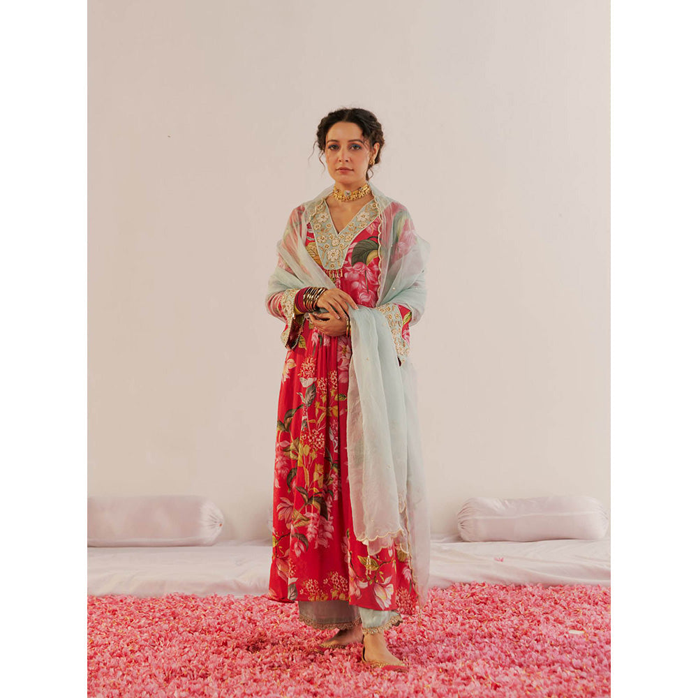 172 Threads Fuschia Fantasy Kurta Pant & Dupatta (Set of 3)