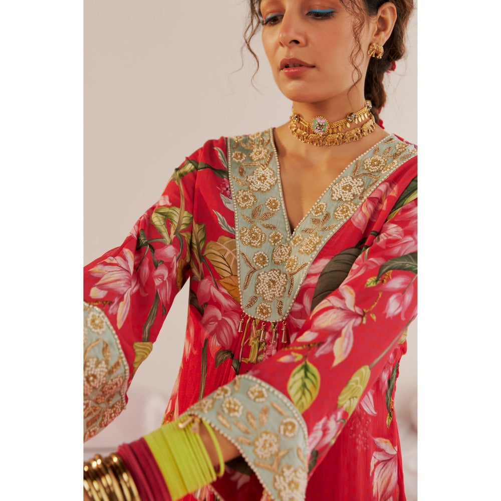 172 Threads Fuschia Fantasy Kurta Pant & Dupatta (Set of 3)