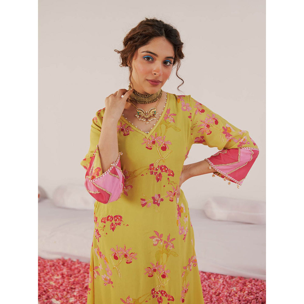 172 Threads Apple Green A-Line Kurta Pant & Dupatta (Set of 3)
