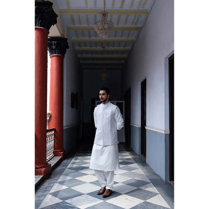 Aangan by Parul White Valor Kurta with Churidar and Nehru Jacket (Set of 3)