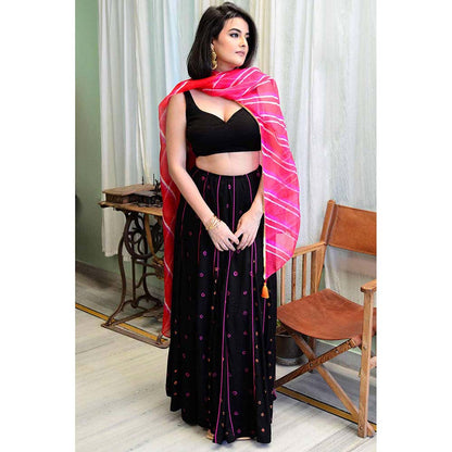 Aapro Label Black Bandhej Blouse With Lehenga & Dupatta (Set of 3)
