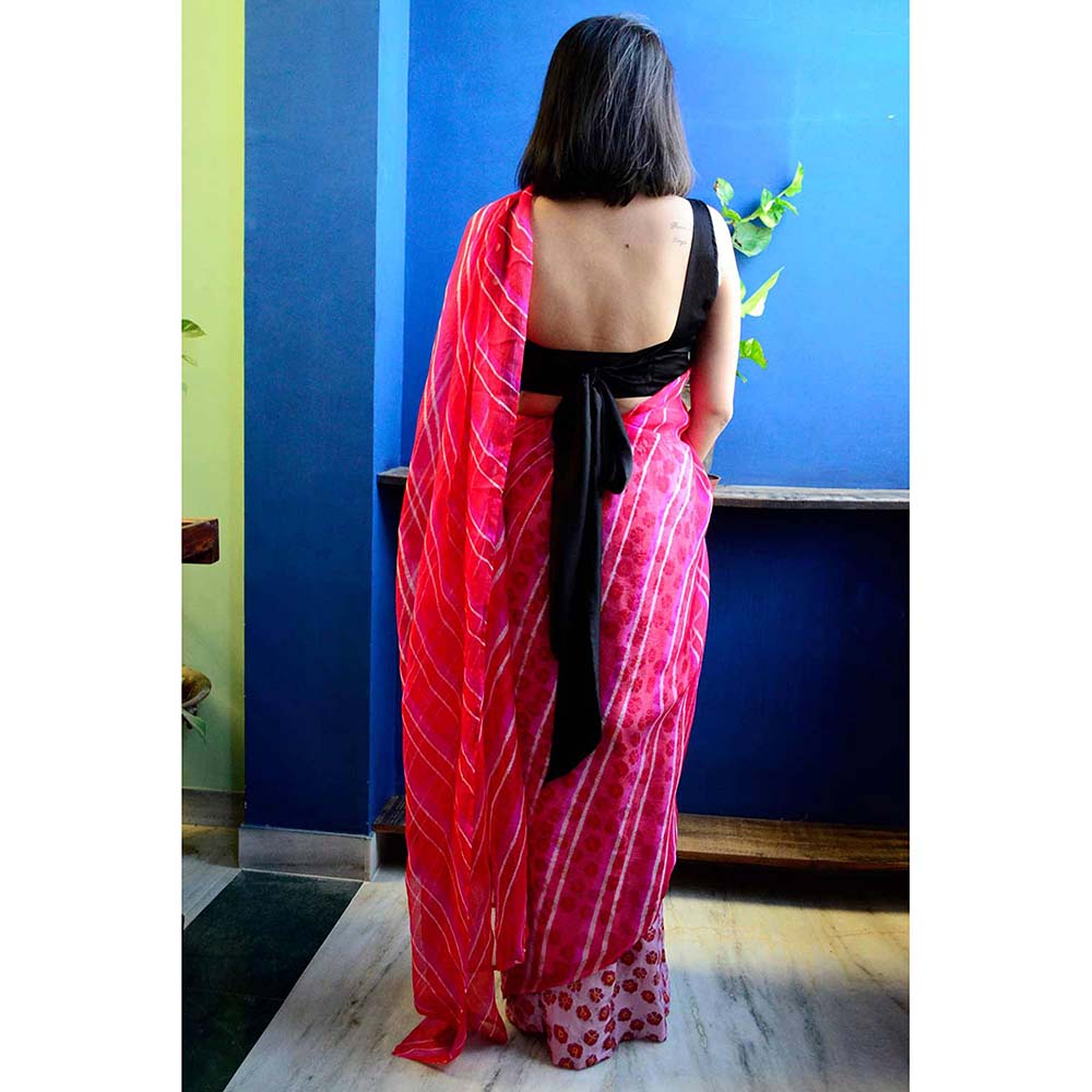 Aapro Label Pink Leheriya Pre Draped Saree With Stitched Blouse