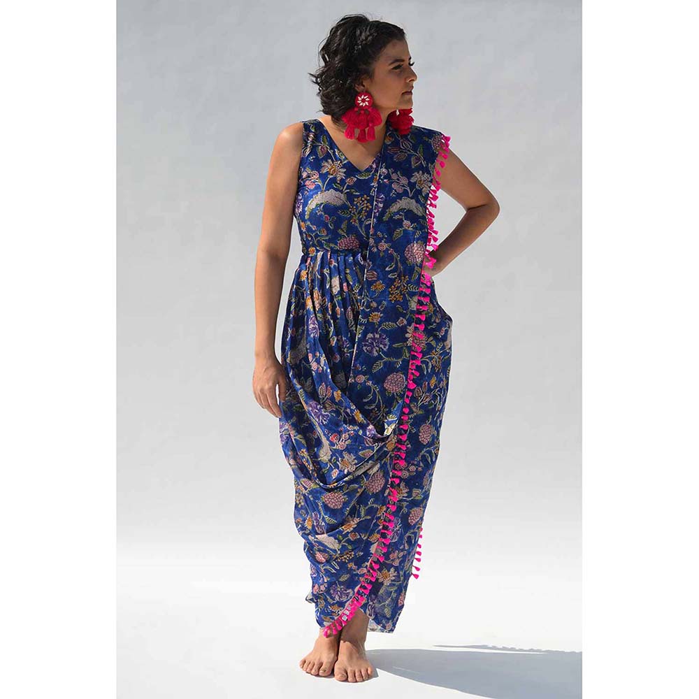 Aapro Label Blue Saree With Stitched Blouse