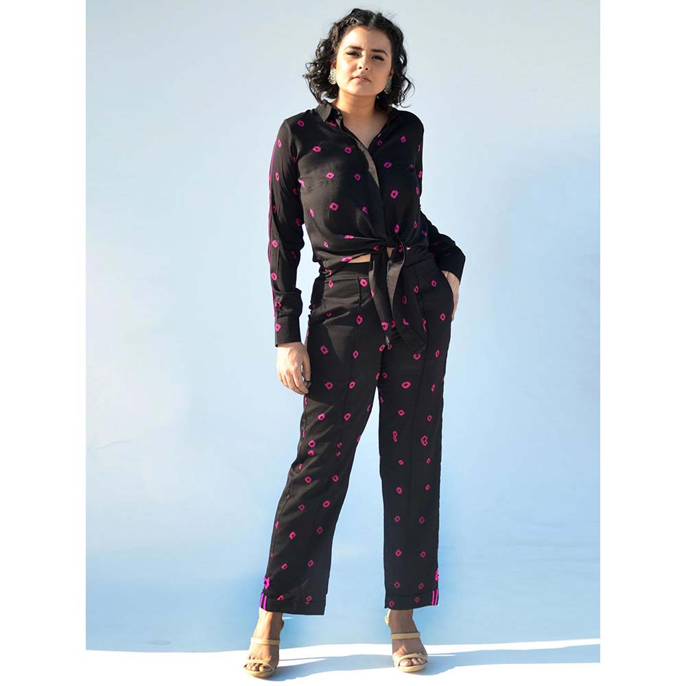 Aapro Label Bandhej Black Coordinated (Set of 2)