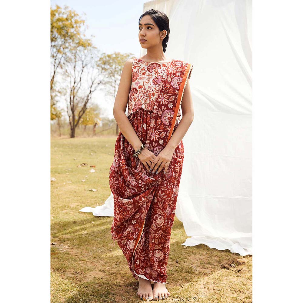 Aapro Label Block Printed Red Saree Dress
