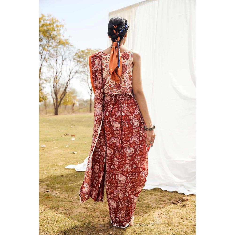 Aapro Label Block Printed Red Saree Dress