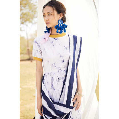 Aapro Label White Batik T-Shirt Saree Dress