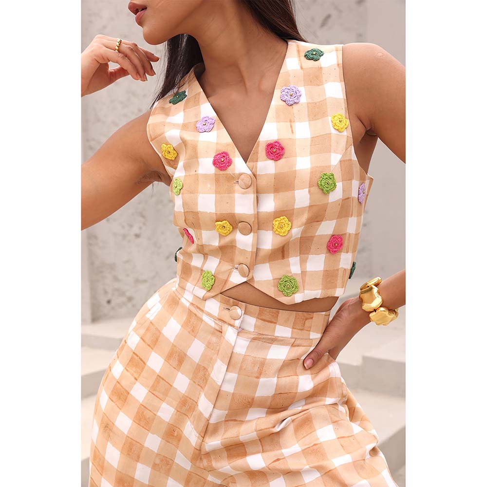 Aapro Label Beige Pixie Co-Ord (Set of 2)