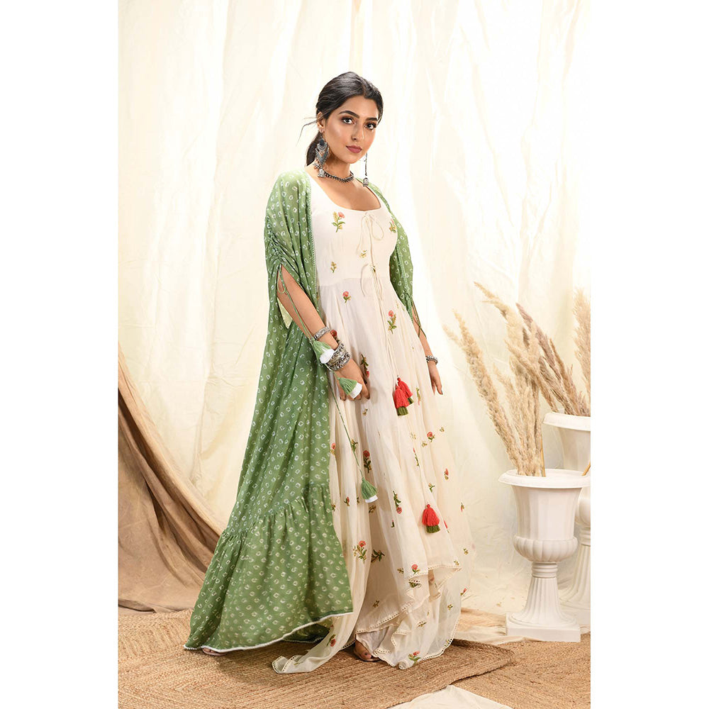 Aaryaa By Kashveen Kohli Off White Floral Embroidered Asymmetrical Dress With Bandhani Cape