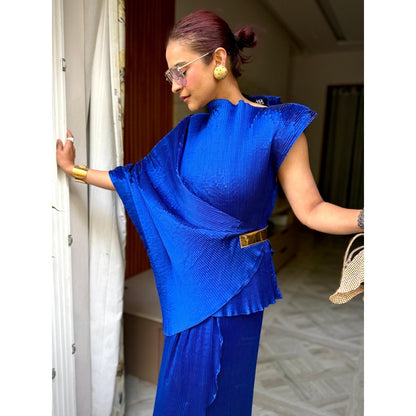 Aasabysimran Sapphire Buckle Lunar Bloom In Electric Blue Top