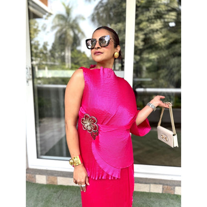 Aasabysimran Fushia Flair Embroidered Lunar Bloom In Pink Top