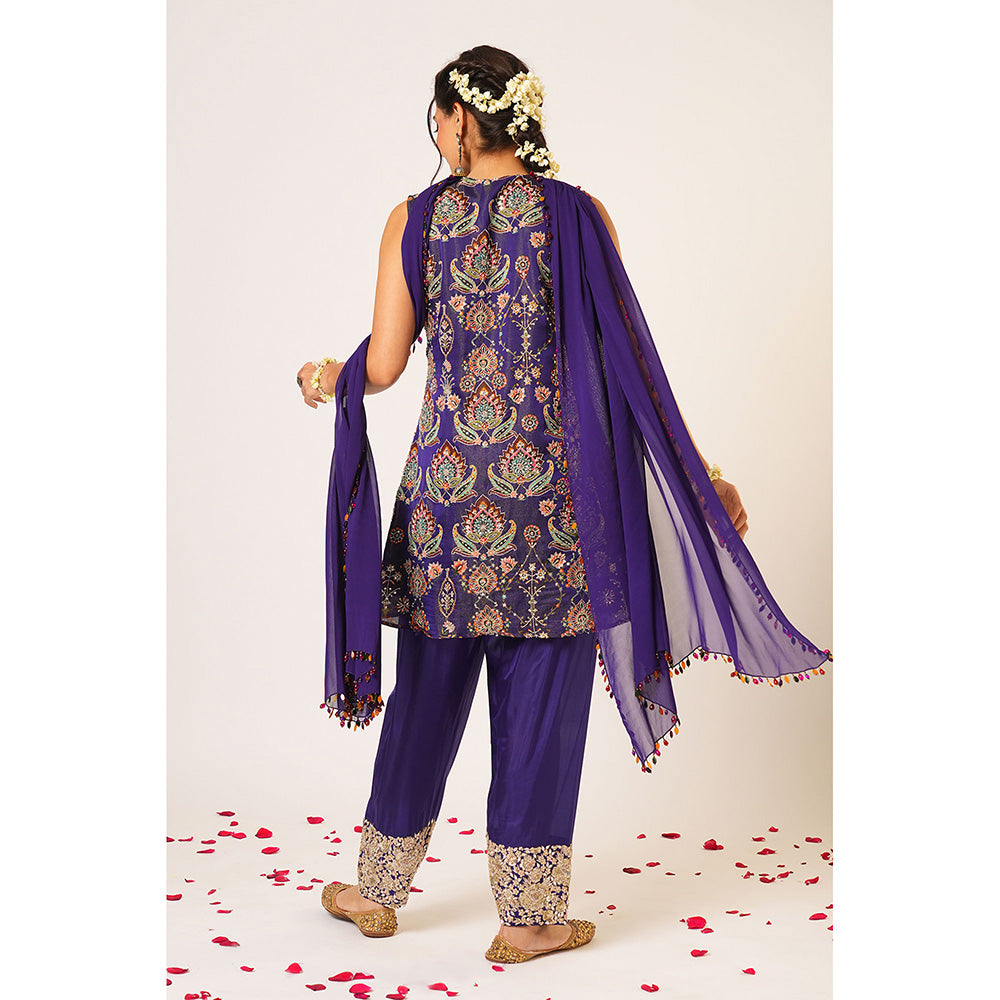 Aayushi Maniar Blue Mayuri Kurti with Salwar and Dupatta (Set of 3)