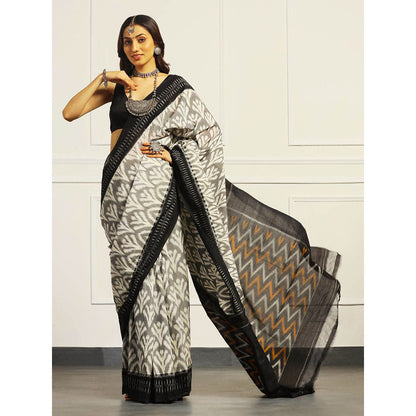Aditri Black Handloom Ikat On Gas Saree with Unstitched Blouse