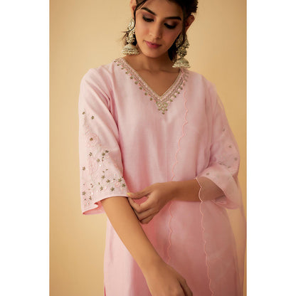 1999AD Pink Kurta with Pant and Dupatta (Set of 3)