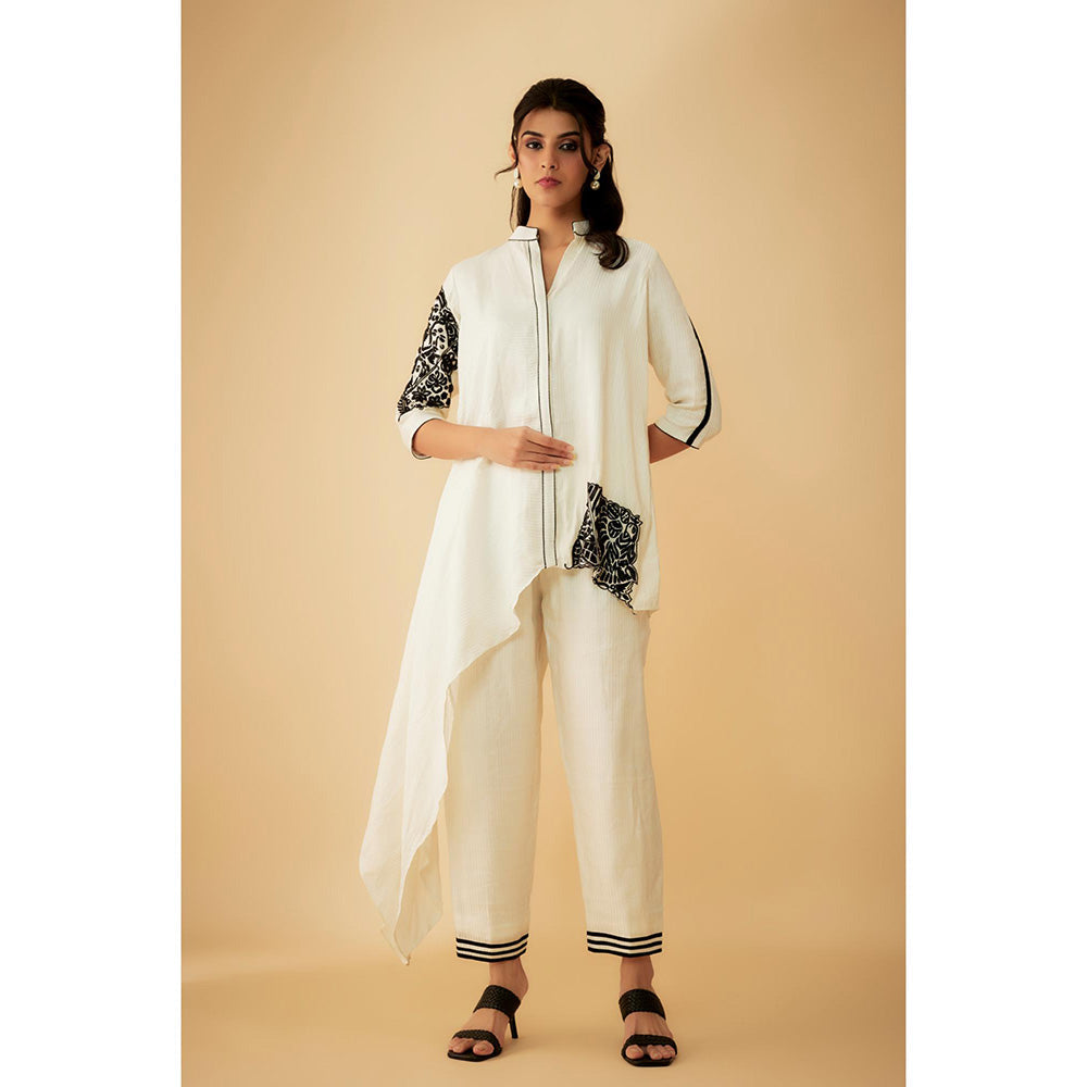 1999AD White Chanderi Tribal Embroidery Kurti with Pant (Set of 2)