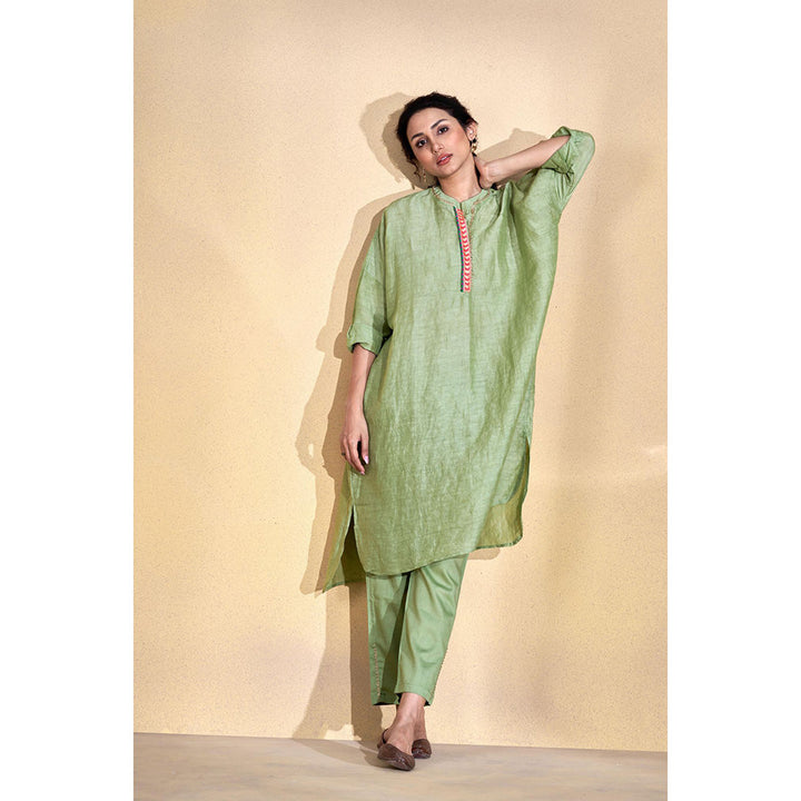 AFFROZ Taarof Sage Green Kurta with Pant (Set of 2)