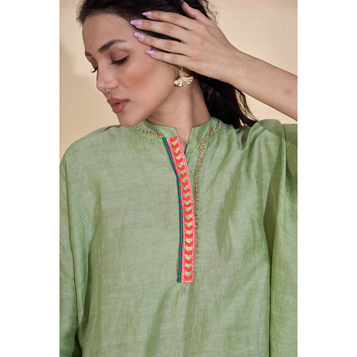 AFFROZ Taarof Sage Green Kurta with Pant (Set of 2)