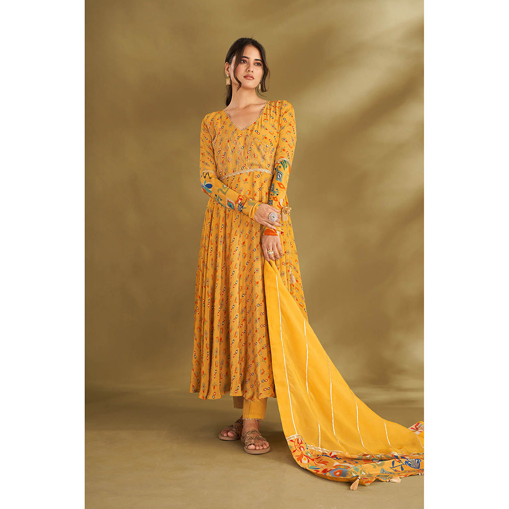 AFFROZ Yellow Kurta With Pant And Dupatta (Set of 3)