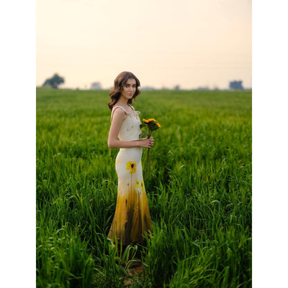 AFRIYA White Floral Printed Crop Top and Skirt Co-Ord