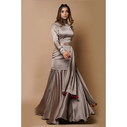 Ahi Clothing Golden Grey Dress Lehenga (Set of 4)