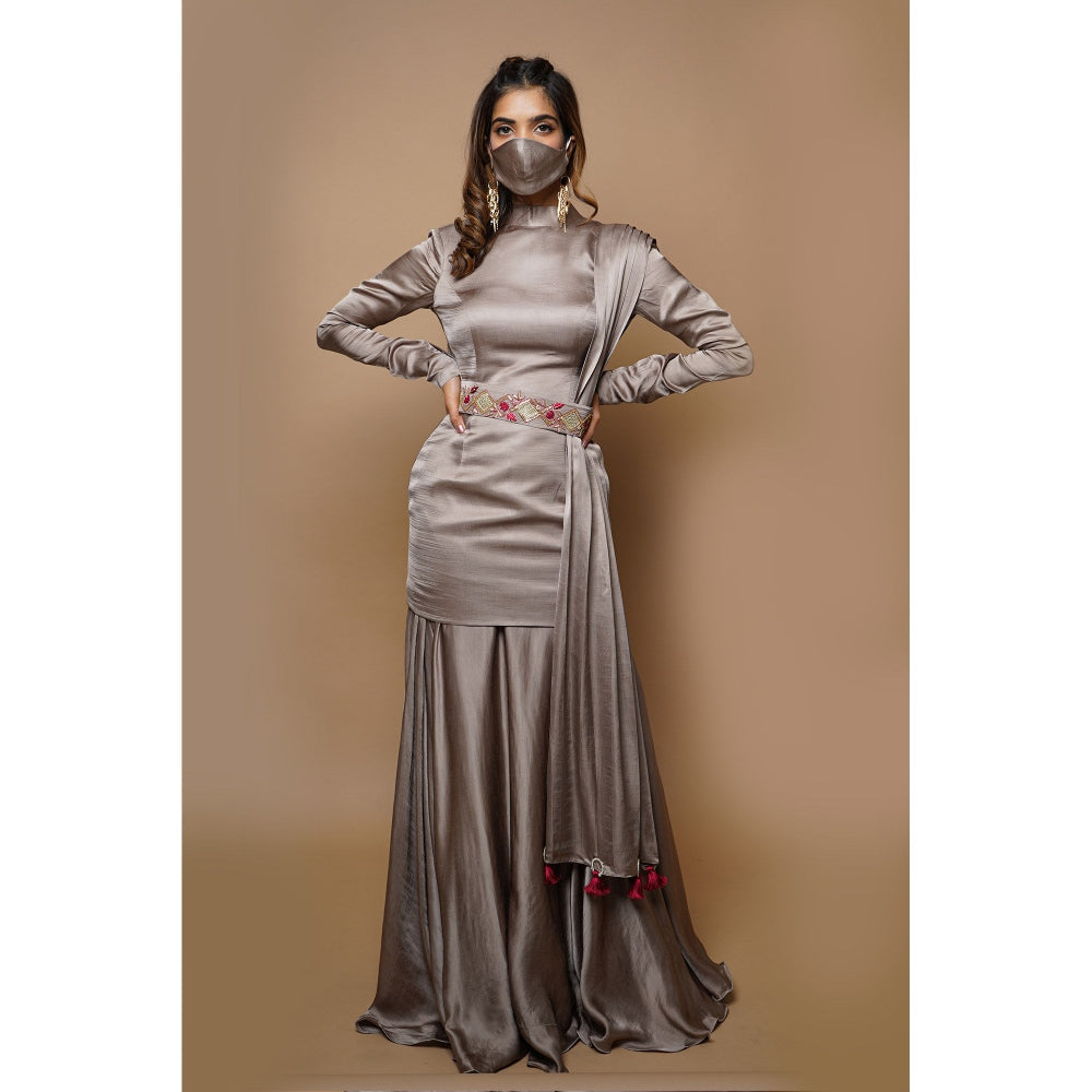 Ahi Clothing Golden Grey Dress Lehenga (Set of 4)