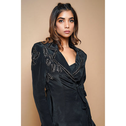 Ahi Clothing Black Pant Suit (Set of 3)