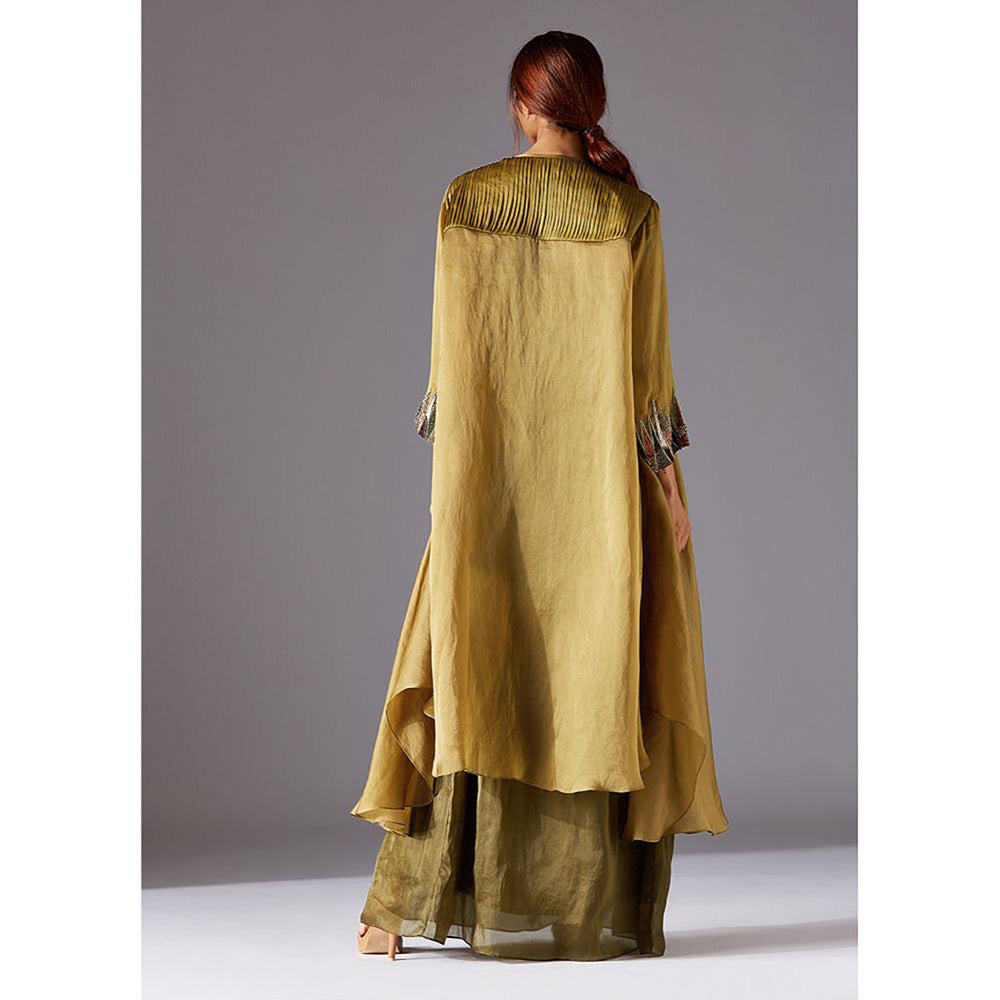 A Humming Way Hamada Cape with Forestland 3-tiered Dress and Metallic belt