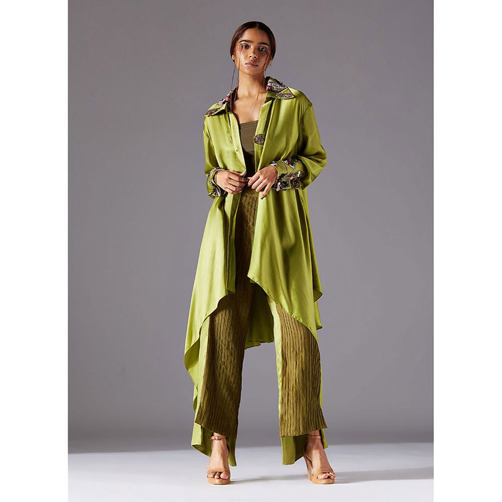 A Humming Way Shrubbery Shirt with Corrugated Colorblocked Pants
