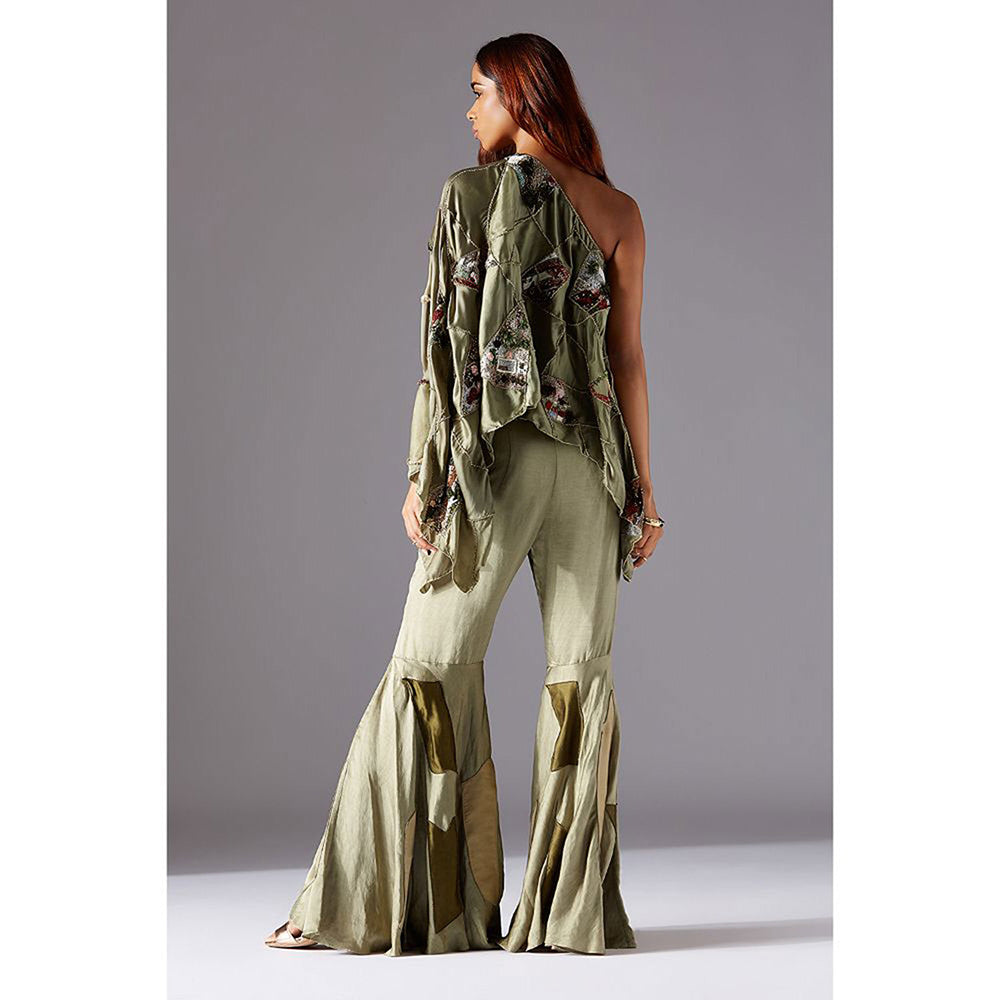 A Humming Way Topiary One Shoulder Cape With Mesa Sharara