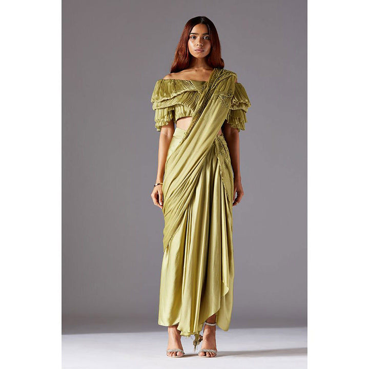 A Humming Way Gill Fungi Blouse With Draped Lungi Skirt and Living Stole- Dupatta