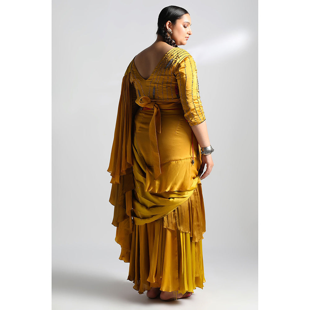 A Humming Way Amaltas Lehenga, Blouse & Frill Dupatta (Set of 3)