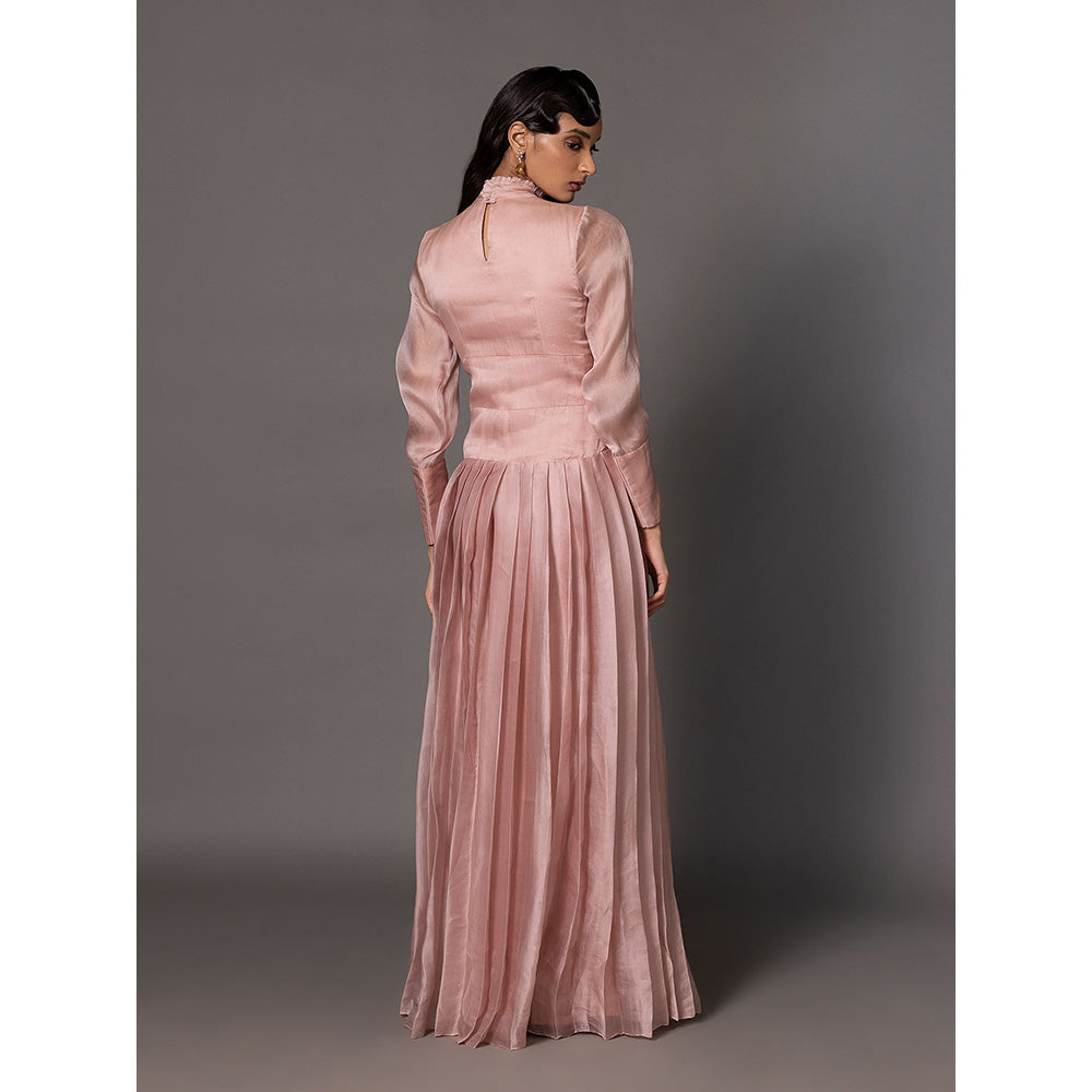 A Humming Way Sang-e-Sitara Pink Victorian Gown