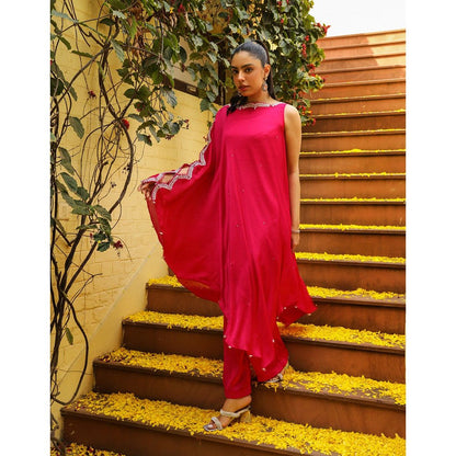 Ajiesh Oberoi Pink Lehar Palazzo with Cape Sleeve Kurta (Set of 2)