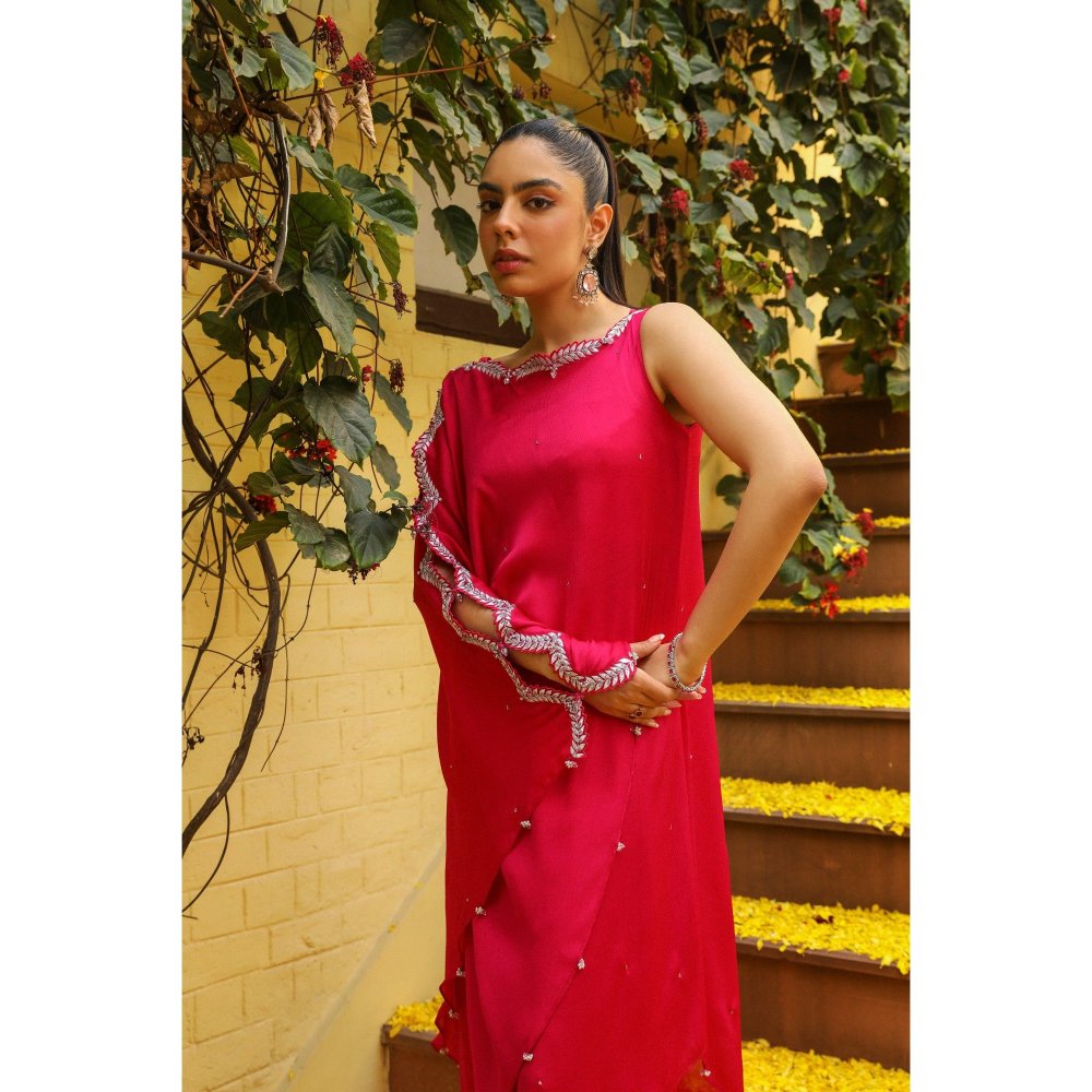 Ajiesh Oberoi Pink Lehar Palazzo with Cape Sleeve Kurta (Set of 2)