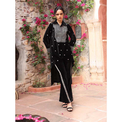 Ajiesh Oberoi Black Co-Ord (Set of 2)