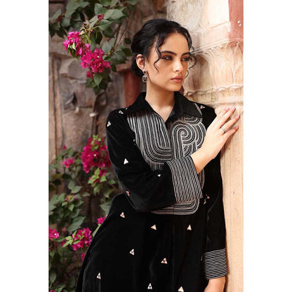 Ajiesh Oberoi Black Co-Ord (Set of 2)